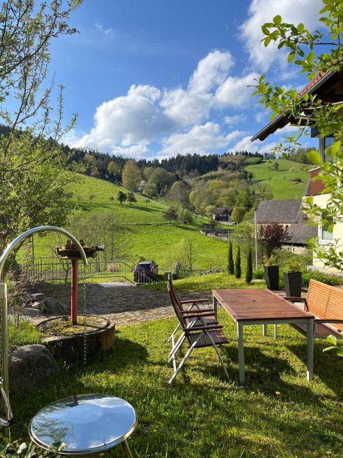 S-Suite Das Design-Ferienhaus Im Schwarzwald Biberach  ภายนอก รูปภาพ